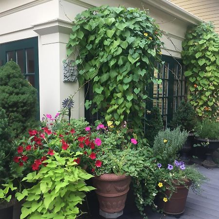 Mary Prentiss Inn Cambridge Exterior foto